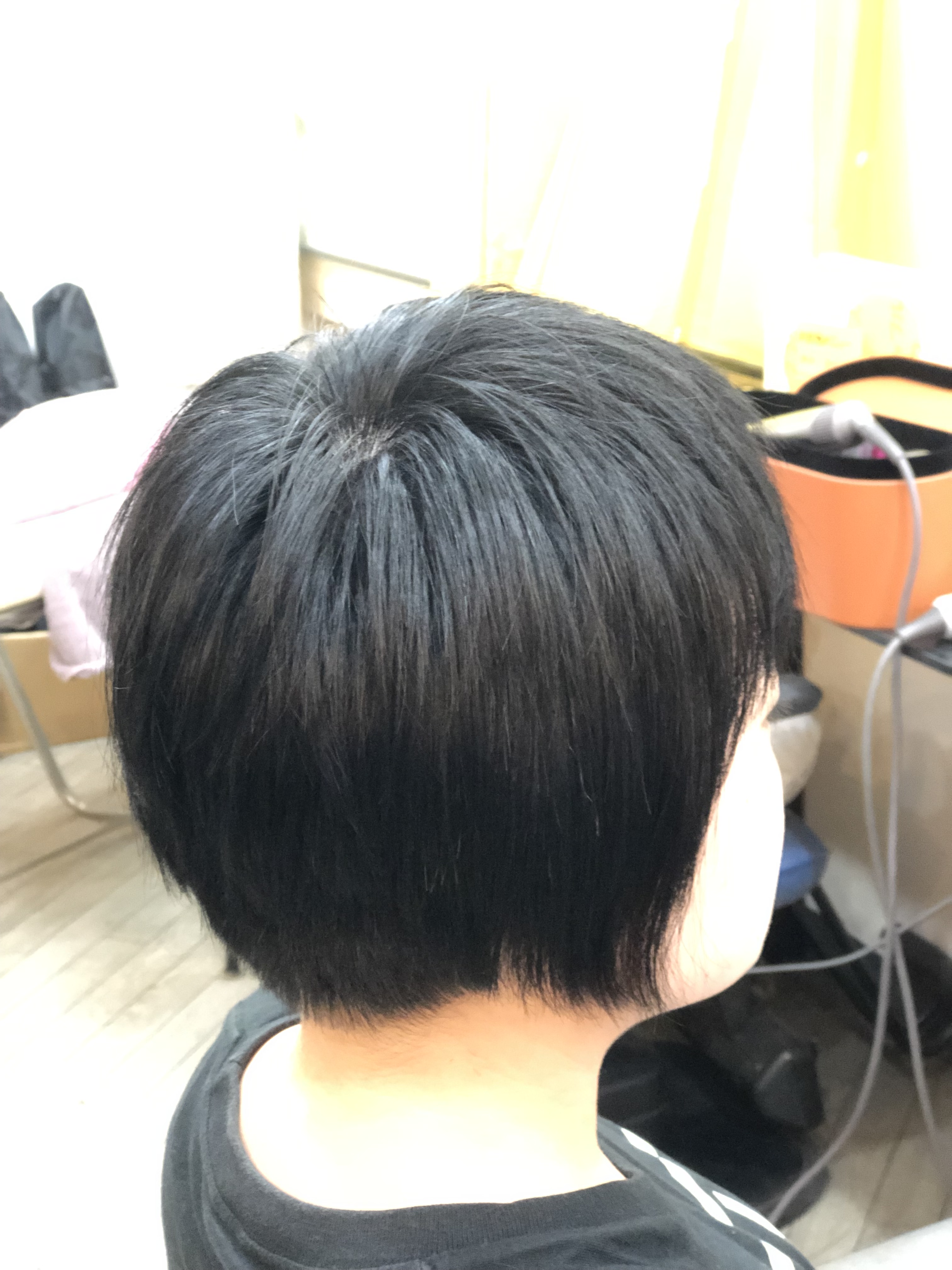 キュビズムカットで楽ちんヘアースタイル