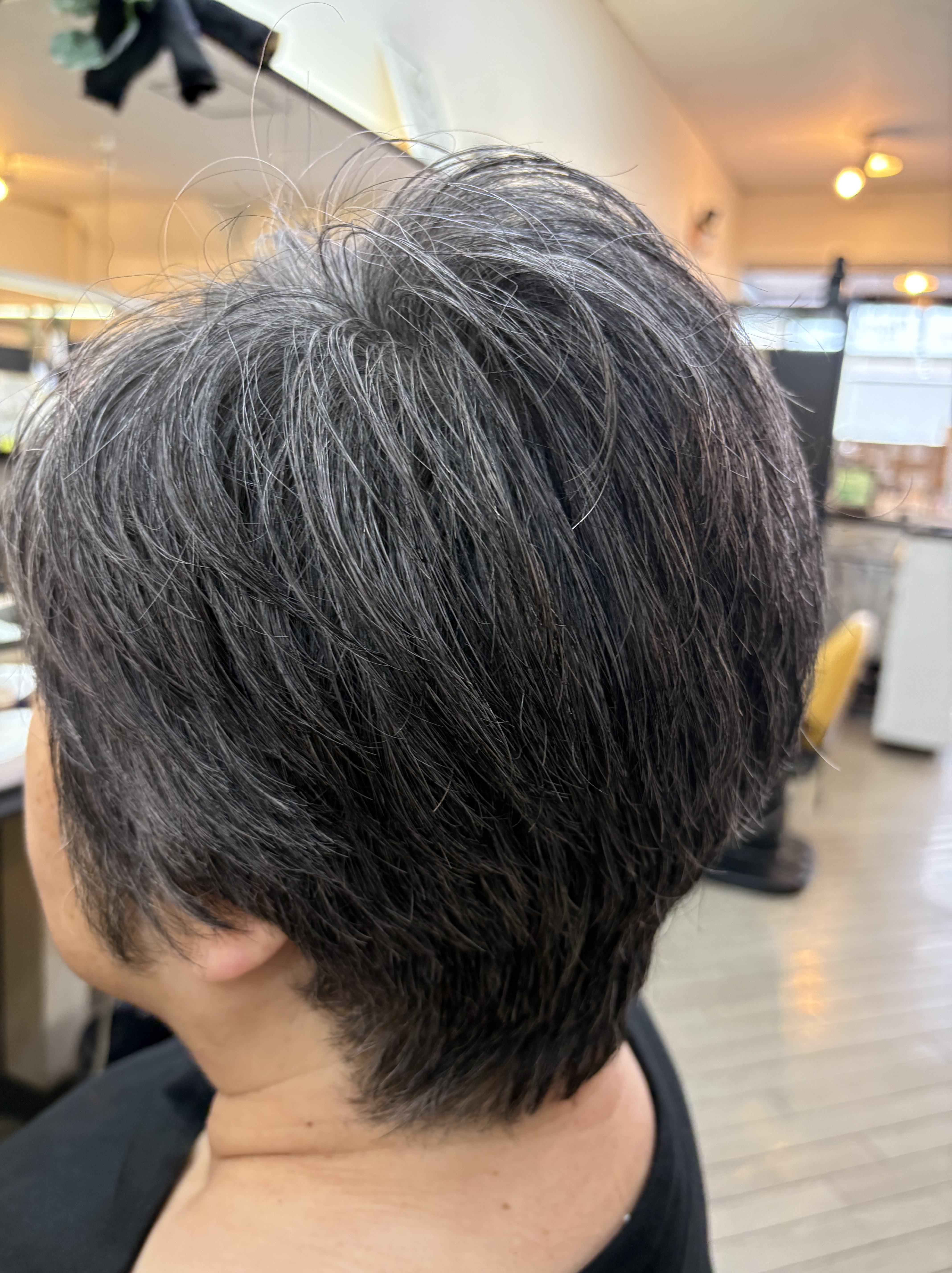 骨格修正くせ毛カットでブローレススタイル😊
